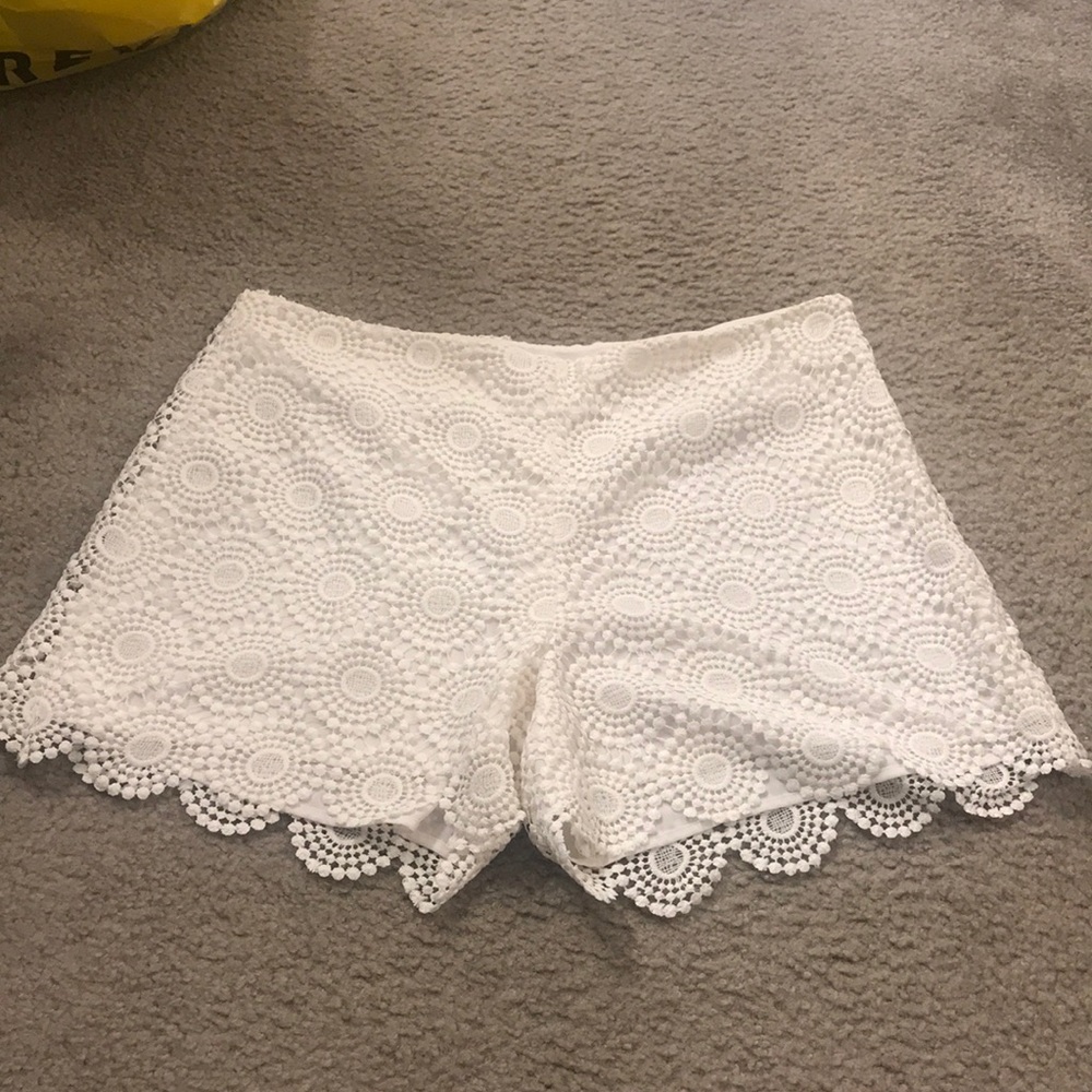 Vince Camuto lace shorts